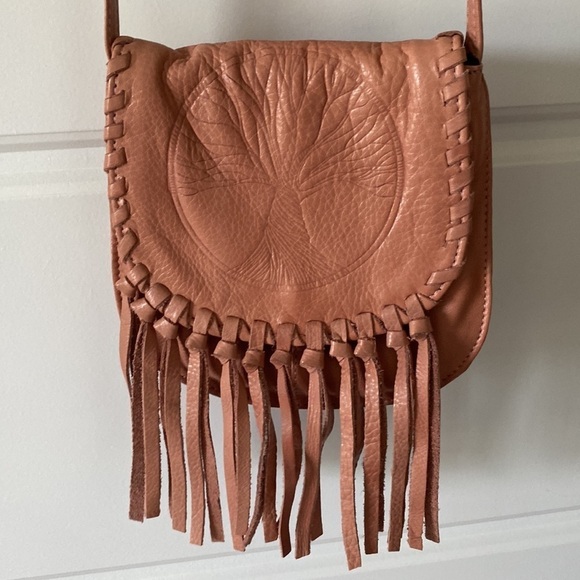Day and Mood crossbody purse. Color Tan. - Picture 2 of 12